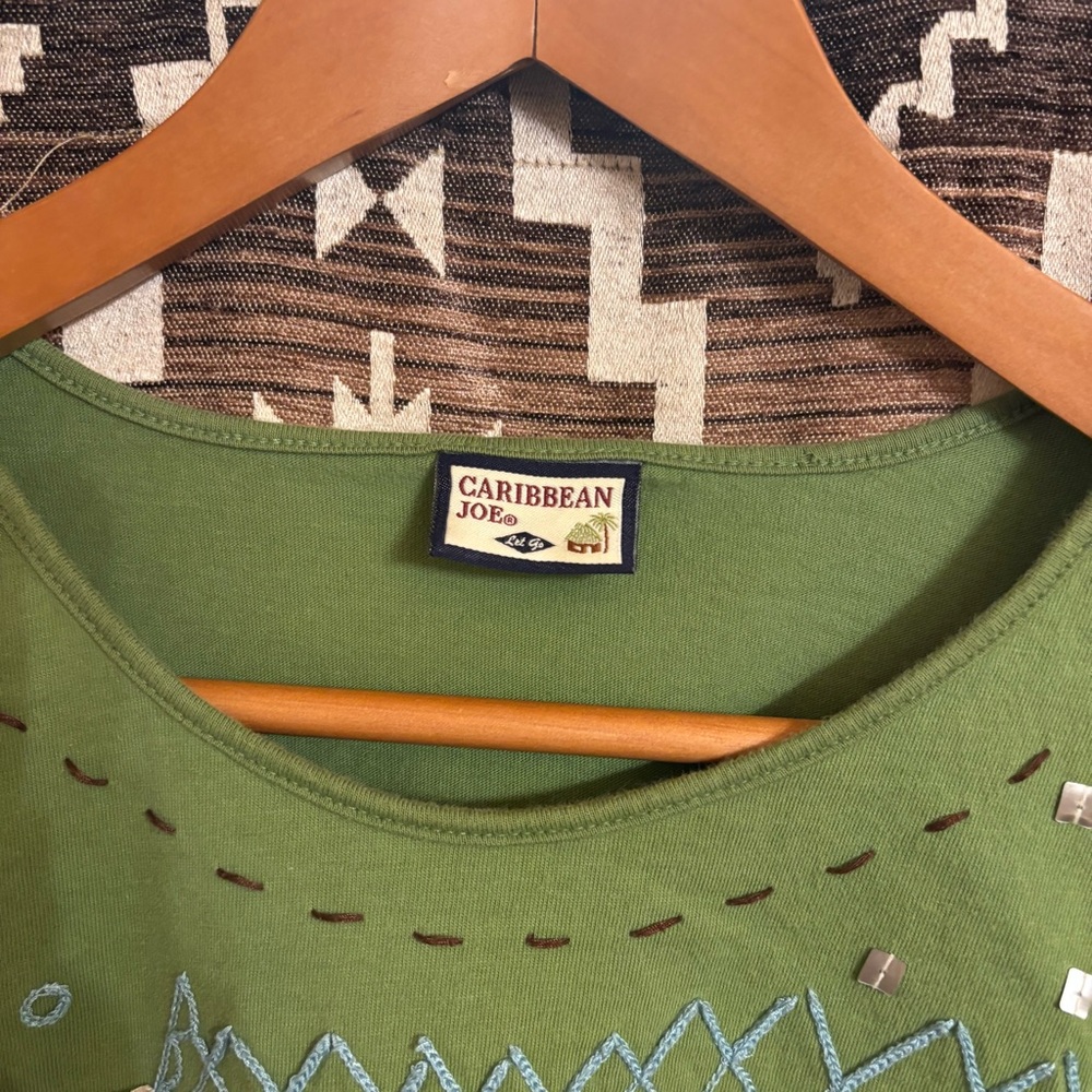 Caribbean Joe Women’s M/L Top - Picture 2 of 8